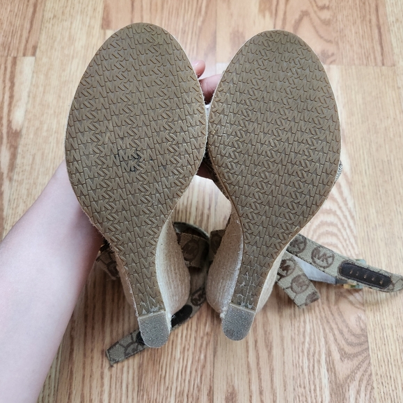 Michael Kors kami ankle strap - Picture 5 of 7